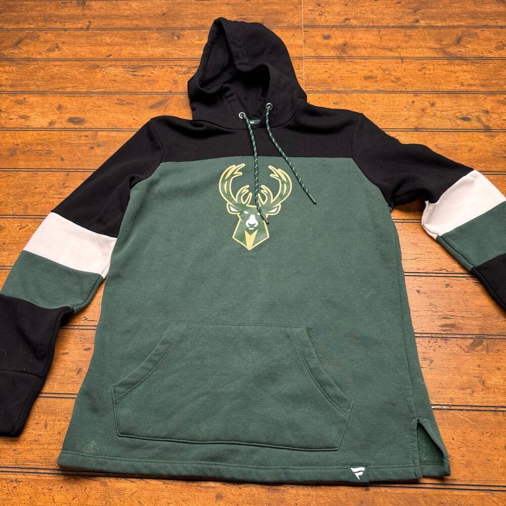 Milwaukee Bucks Fanatics hoodie green black tan‎ size men small